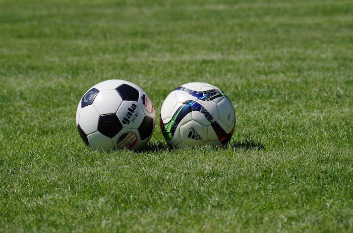 EQUIPE DE FOOT ET EQUIPE D’ENTREPRISE – PAREILS DEFIS, PAREILS ENJEUX.
