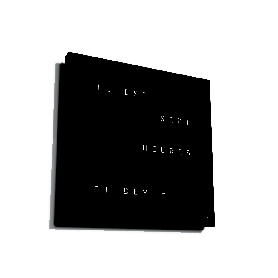 La légendaire horloge murale Qlocktwo fait le pari du carbone