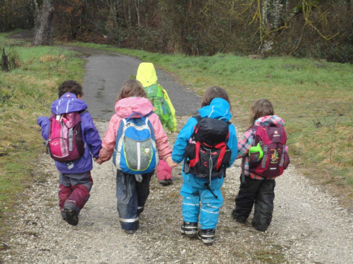 La première éco-crèche en forêt de la Suisse romande rouvre ses portes à Genève pour la rentrée scolaire 2016/2017