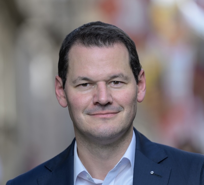 Interview de Pierre MAUDET: « Une majorité de cas de burn-out se termine par un licenciement « 