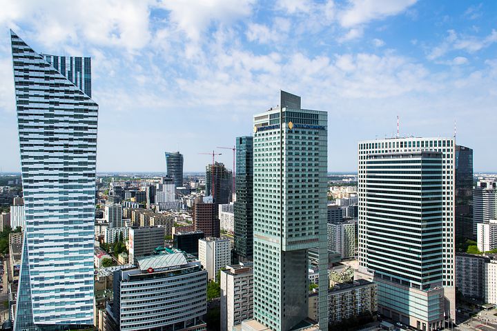 TRENTE ANS APRES LA CHUTE DU MUR : L’ENVOLEE SPECTACULAIRE DE LA POLOGNE